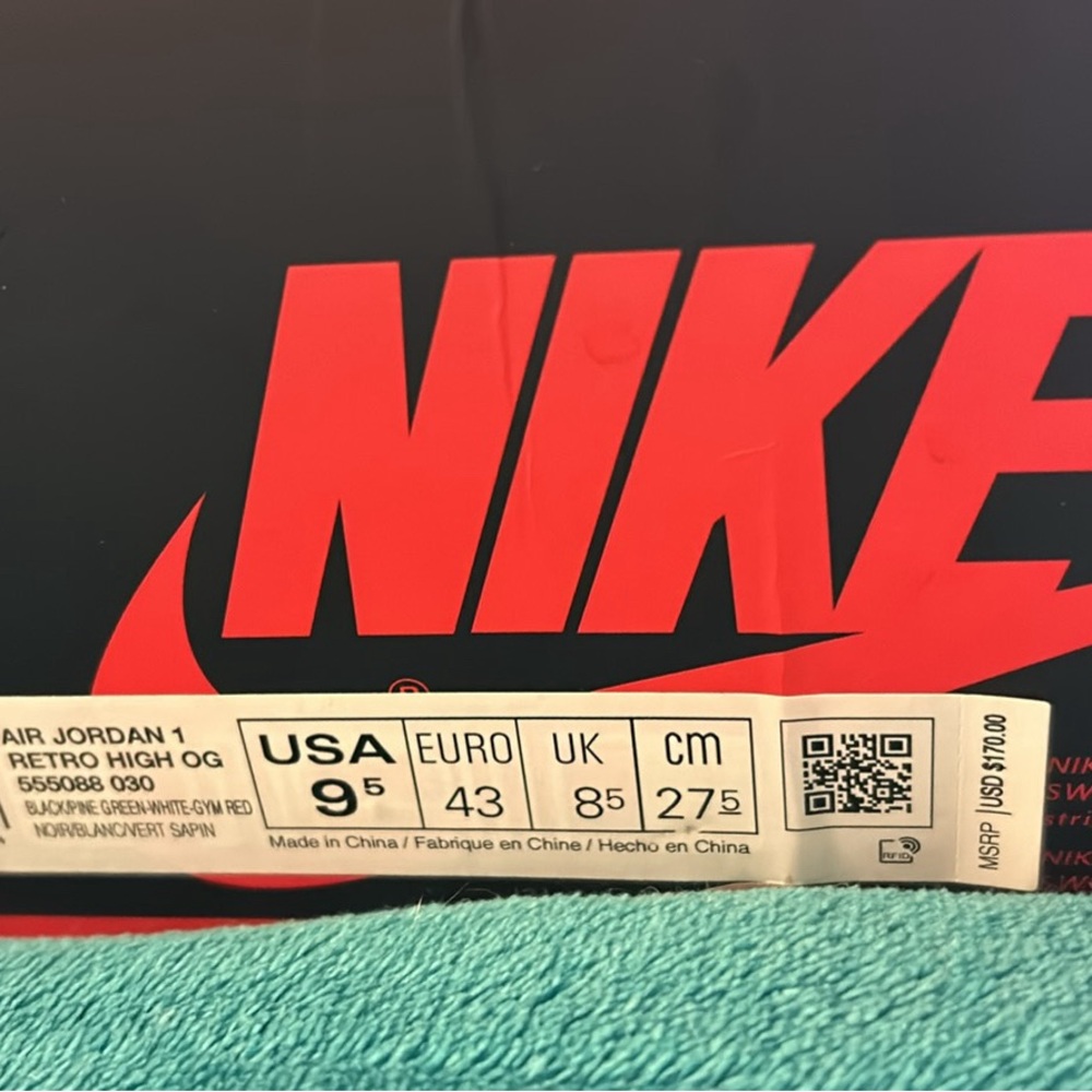 Nike Air Jordan 1 Retro High OG Sneakers